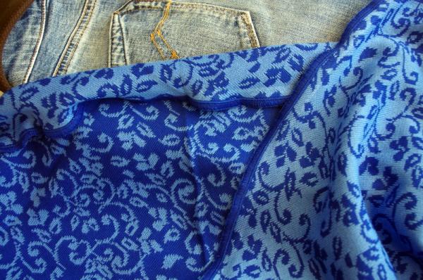 Invero Dreiecktuch Neele blau, Farben , Struktur, Muster zu Jeans